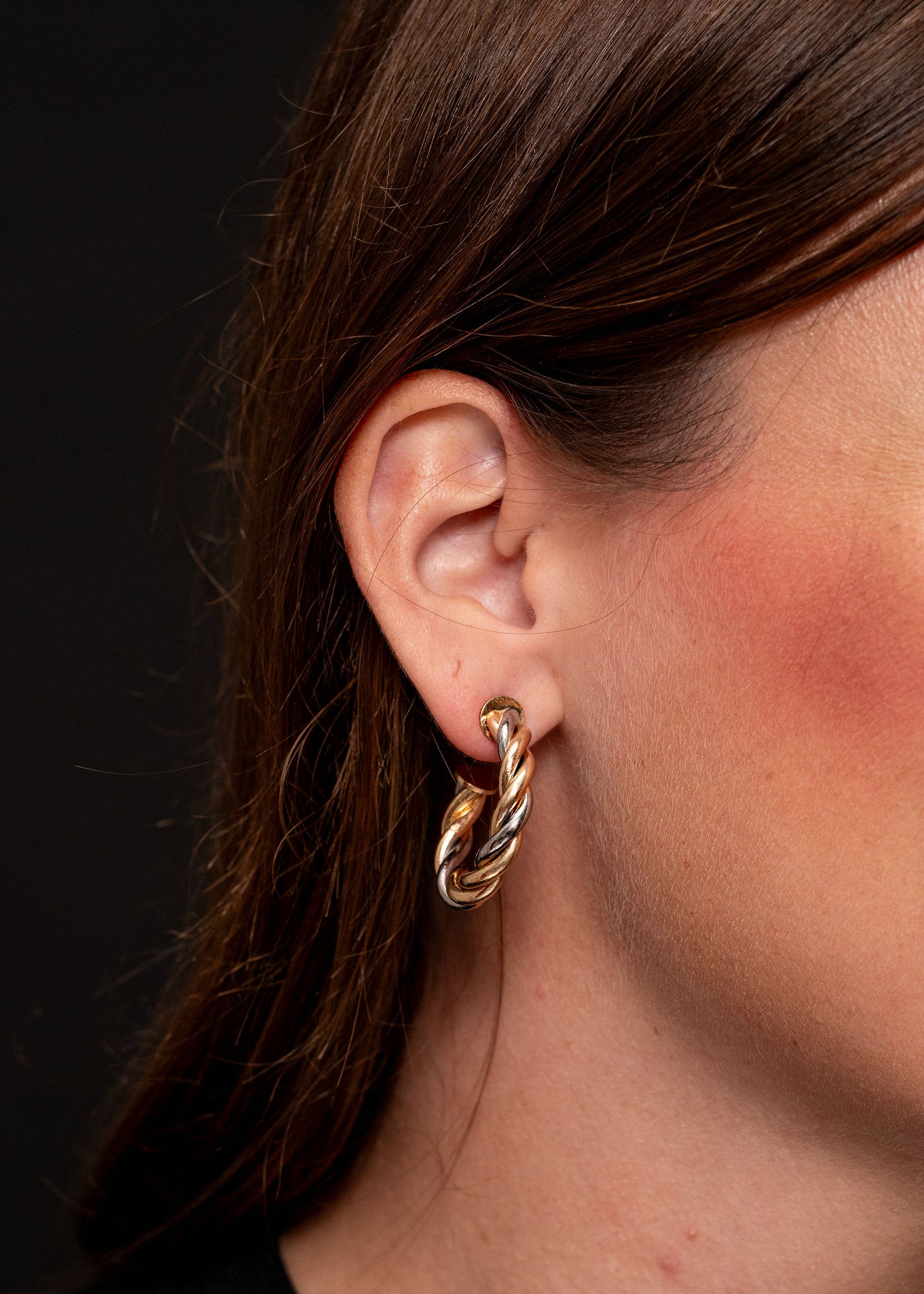 ピアス TOUT Y EST EARRINGS CAILLOU RM5B0179 Faire - Online Wholesale Marketplace for Retailers & Brands