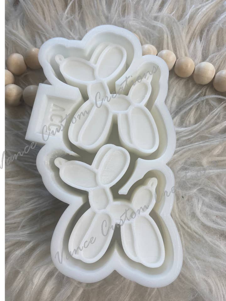 Balloon Dog Ventclips for wholesale by Vance Custom Creations