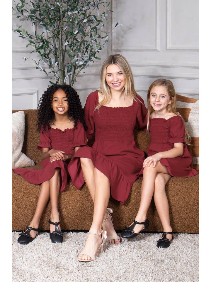 Mini Momo - Wholesale Dress - Women's - Smocked Dress Short Puff Sleeve Ruffle Smocking Crepe Midi