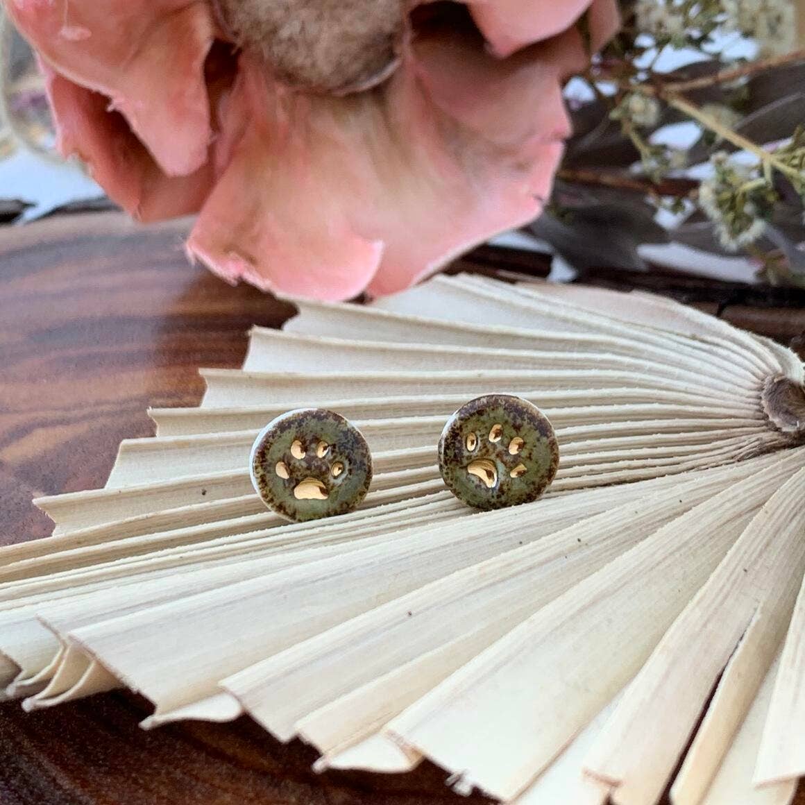 Wolf and Clay Pty Ltd - Wholesale Stud/Post Earrings - Paw print in Gold - Porcelain Stud Earrings1