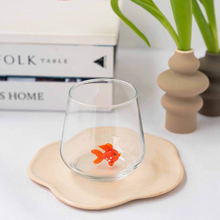 Verre à eau avec figurine de pieuvre en verre de Murano pour la vente par Minizoo