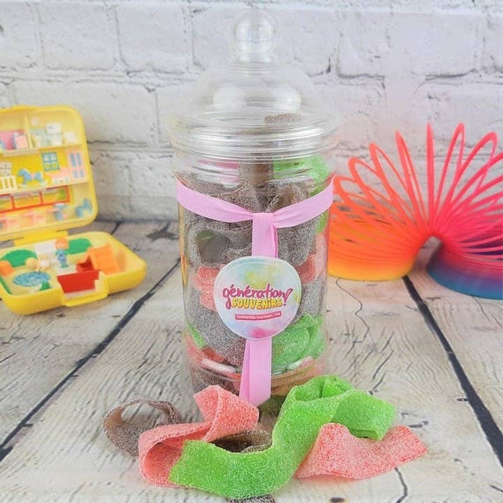 Bonbonniere filled with tangy bandos candies for wholesale by Génération Souvenirs