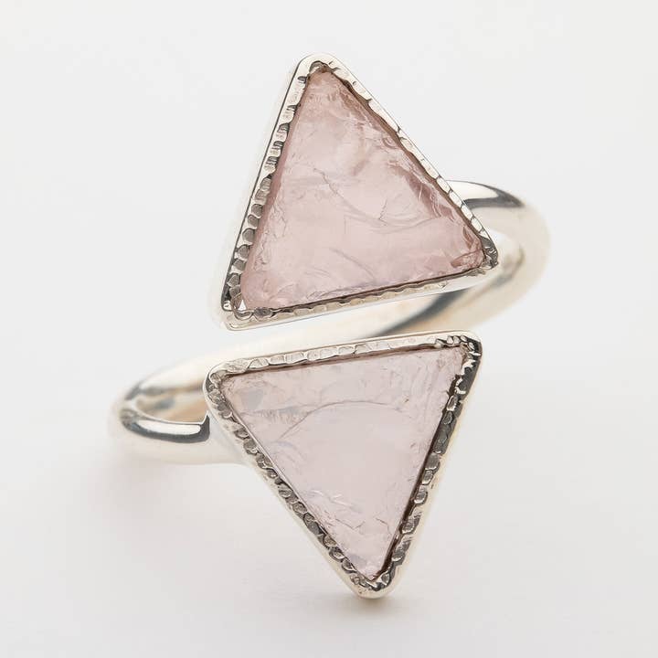 Ring van onbewerkt kristal met rozenkwarts, verstelbare ring, zilver - Gia voor wholesale door Koko