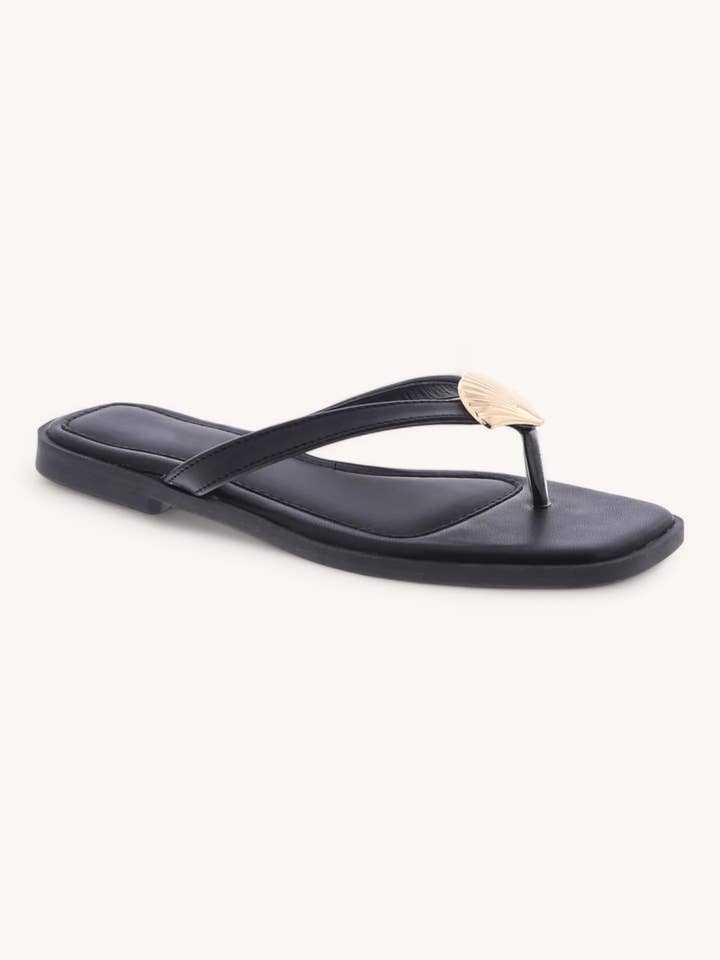 CCOCCI - Wholesale Sandals - Women's - DOHA-9 GOLDEN SHELL DECOR THONG STRAP SANDALS3