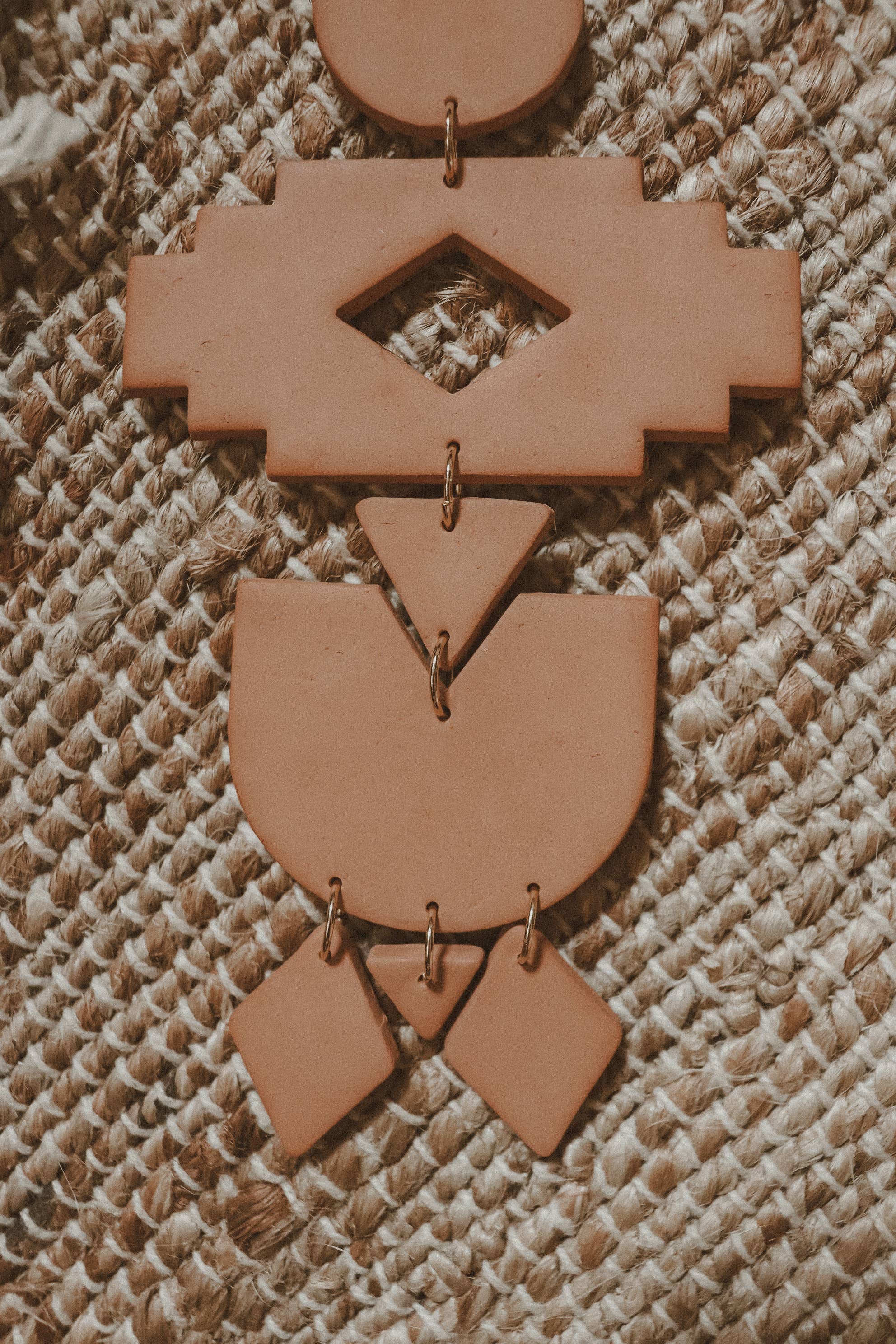 Rooted Reverie – Arte de parede dimensional/3D por atacado – Vale do Fogo | Penduramento de Parede de Barro Pequeno Sudoeste Terroso4