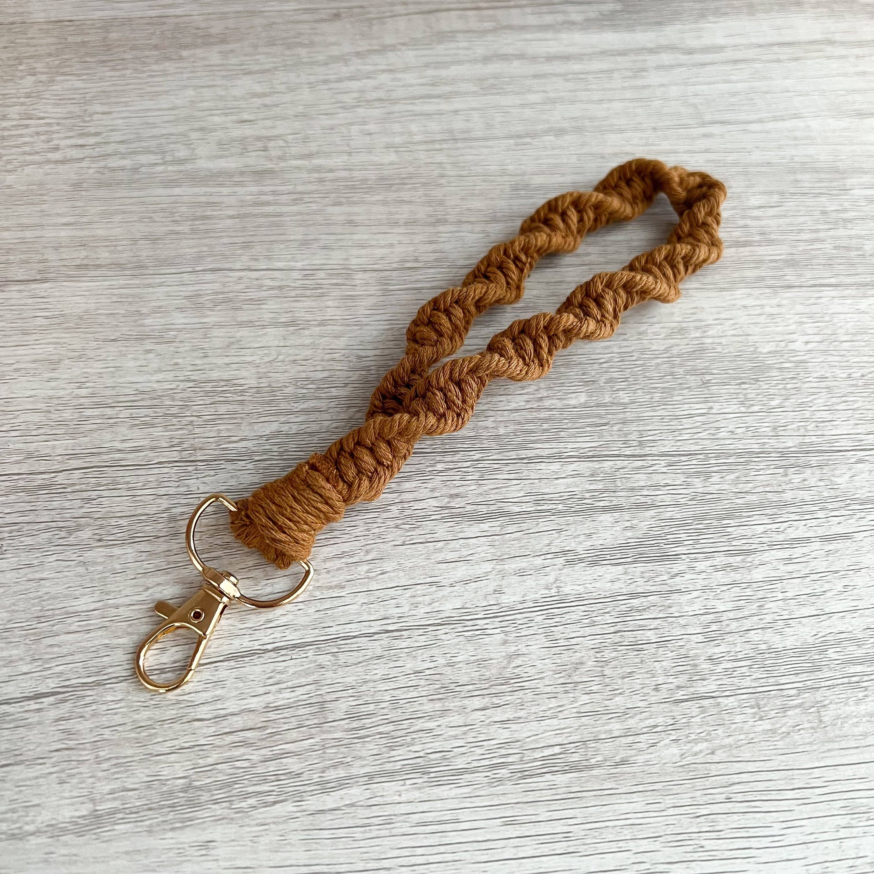 Sweettine Wholesale – wholesale Keychain – Women's – Macrame Twist Wristlet Key Chain2