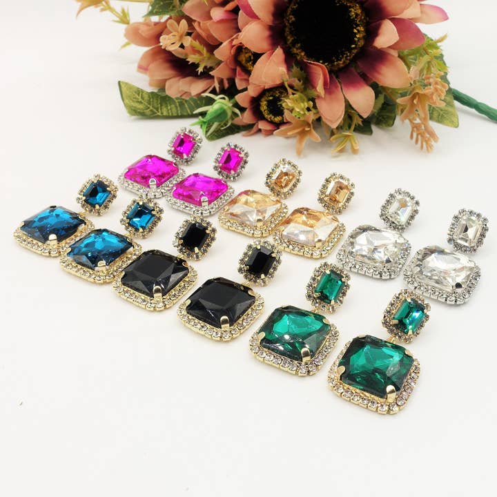 Daemon srls - Wholesale Dangle Earrings - ARIEL SQUARE - Orecchini pendenti con pietre sfaccettate e C13