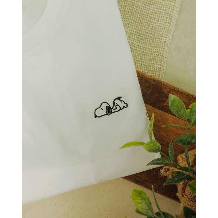 Geborduurd T-shirt - Snoopy voor wholesale door Juste un t-shirt