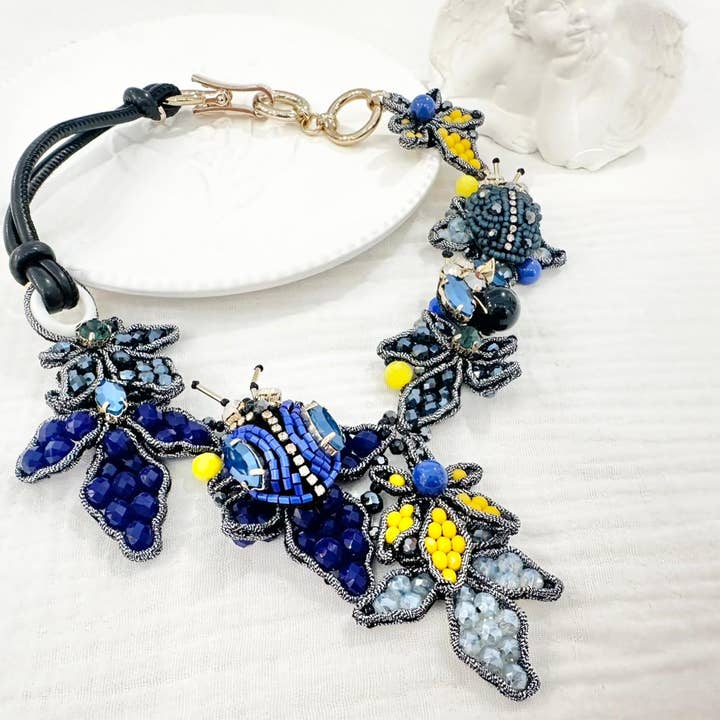 Amandine Necklace and other Purchase Wholesale meine kaserei. Free Returns & Net 60 Terms on Faire trending on Faire.