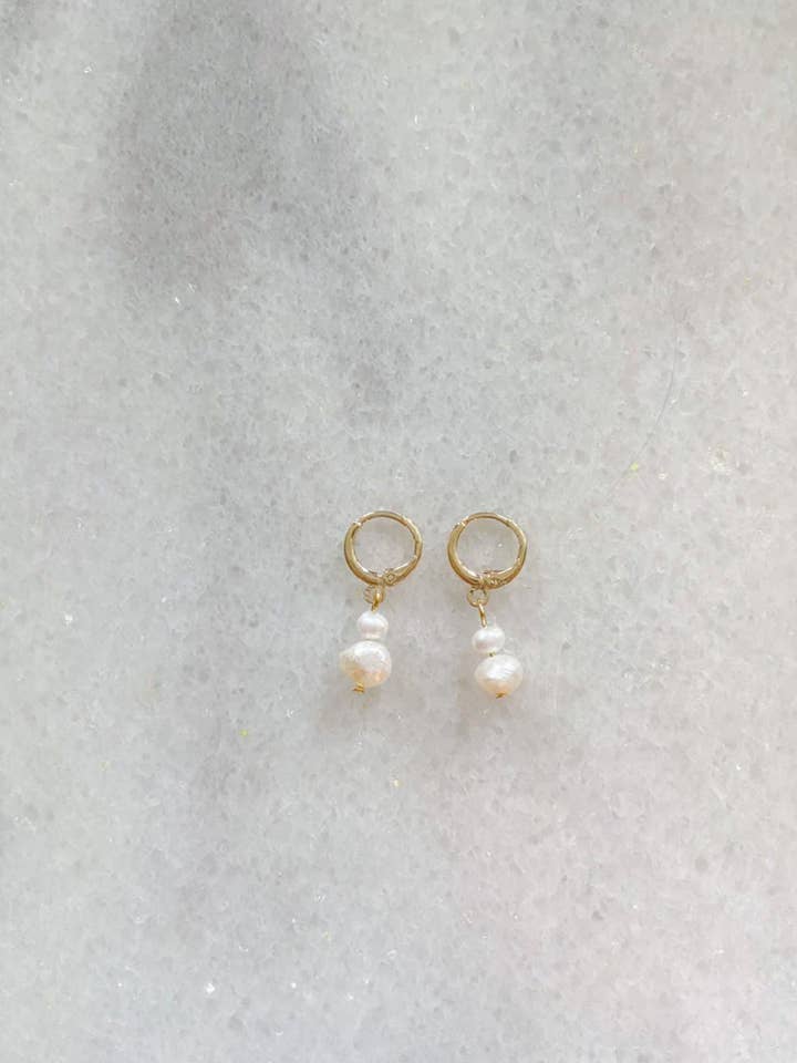 Dingle Pearl Øreringe for engroshandel hos LIzzy's Jewels