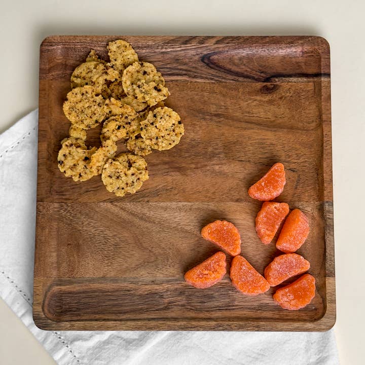 Bandeja cuadrada grande de madera natural, 4 para venta al por mayor de India Handicrafts Inc