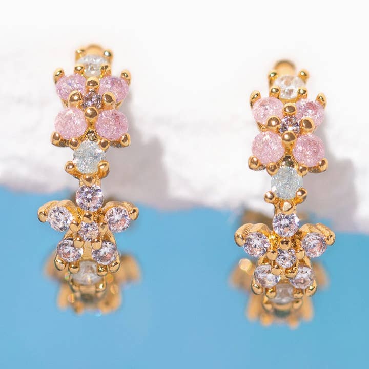 Pastell Star Huggie Hoops för wholesale av Girls Crew