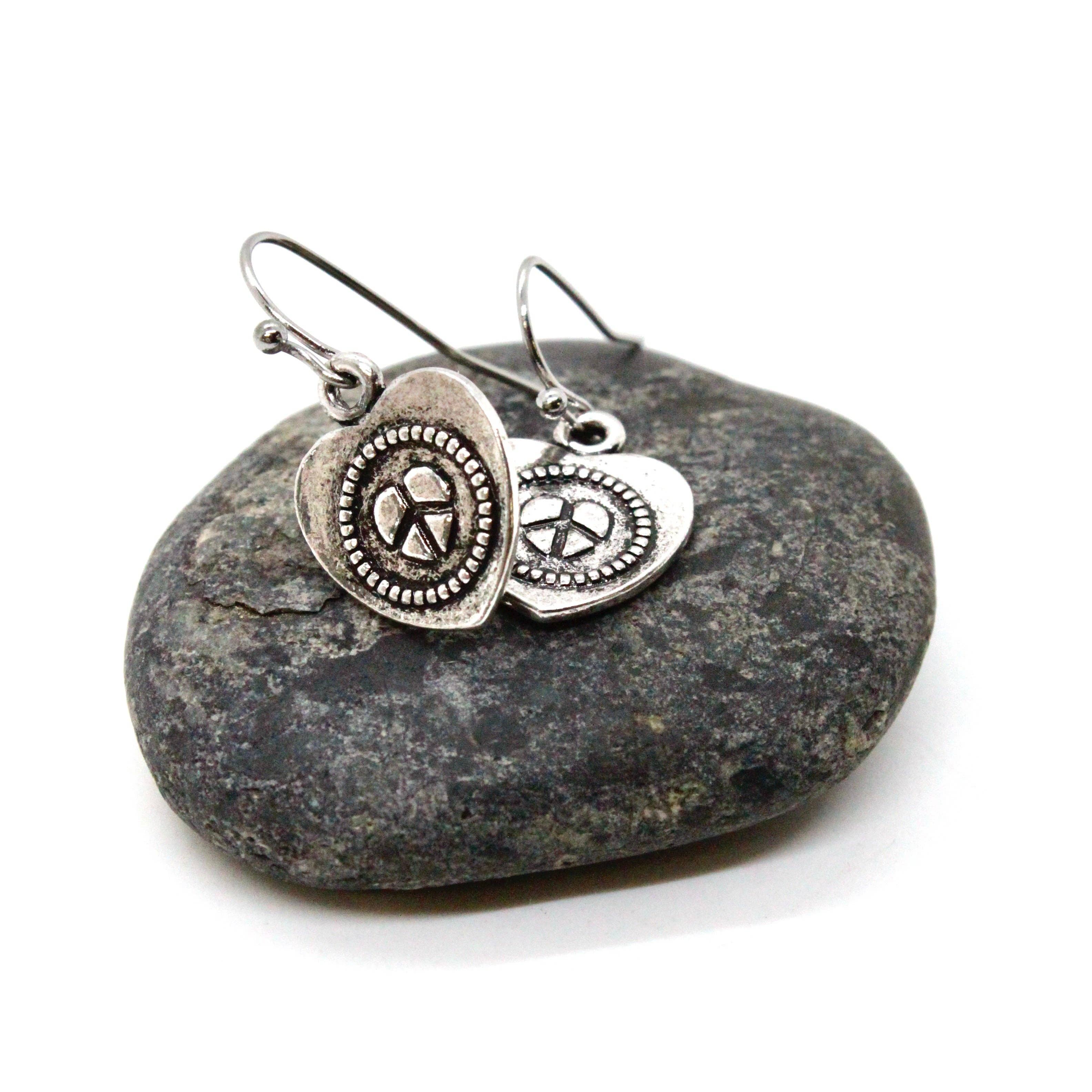 LIZOU - Wholesale Dangle Earrings - Peace Heart Small Earrings - E9-0031
