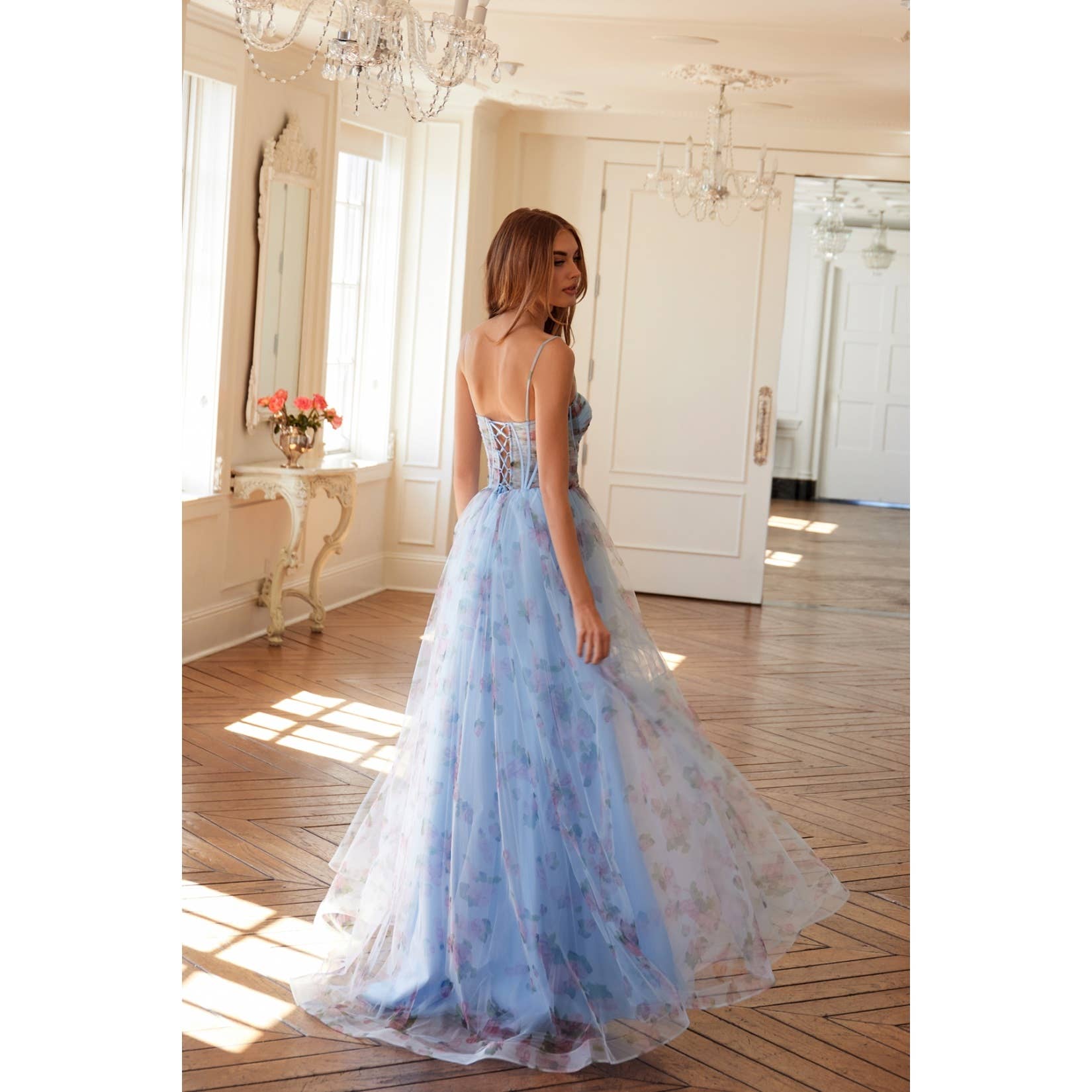 Juliet - Wholesale Dress - Women's - JT2562S STEP INTO ELEGANCE WITH THIS MESMERIZING EVENING GOW5