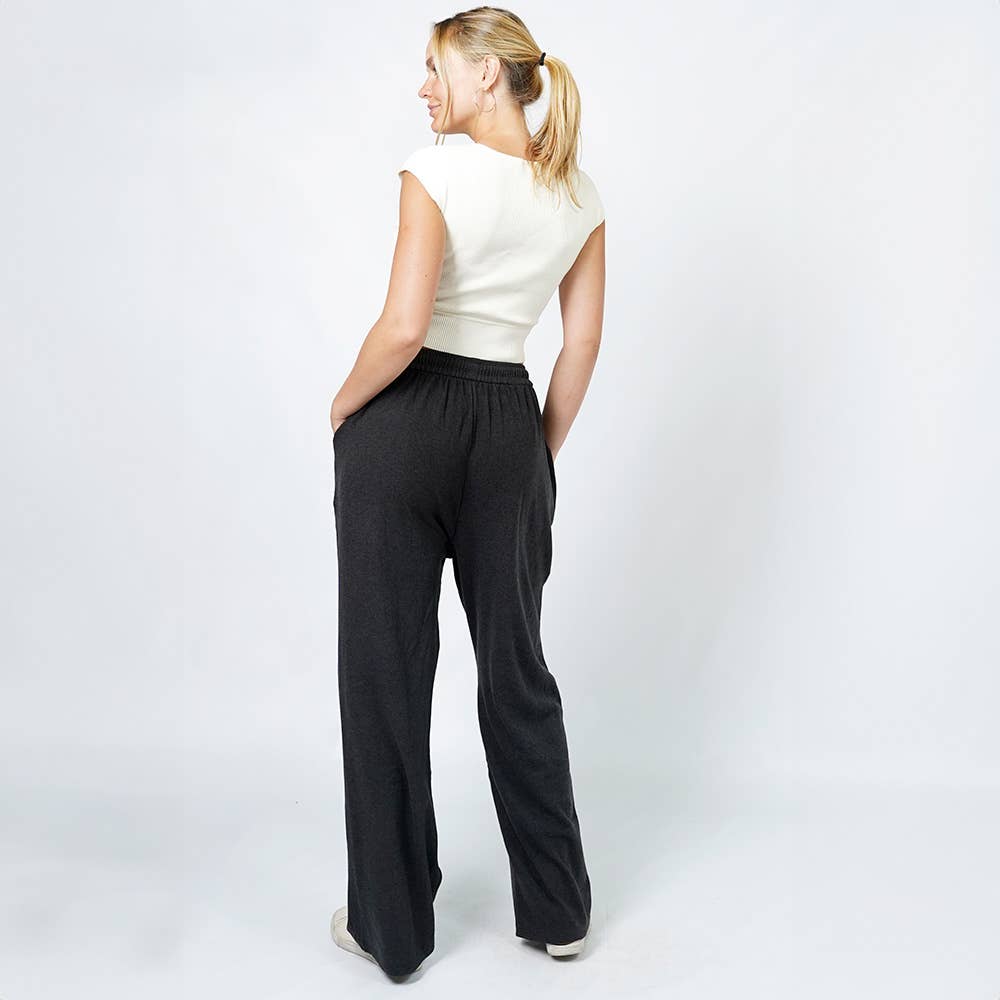 Sensibling Corp. - Wholesale Lounge Sweatpants/Joggers - Women's - Women's Straight Leg Sweatpants with Pockets7