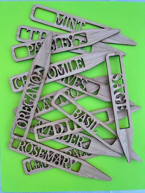 The Savvy Spade - Vente Piquets de jardin/pelouse - Marqueurs Herb Garden - Comprend une boîte de présentation gratuite1