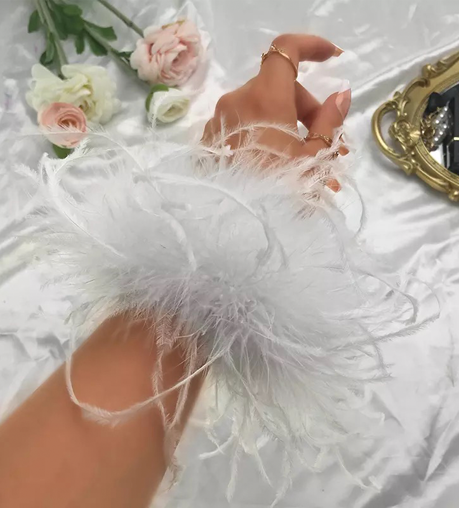 Feather Snap – wholesale Cuff bracelet – Feathersnap® JUMBO Ostrich Feather Cuff Bracelet Pair12