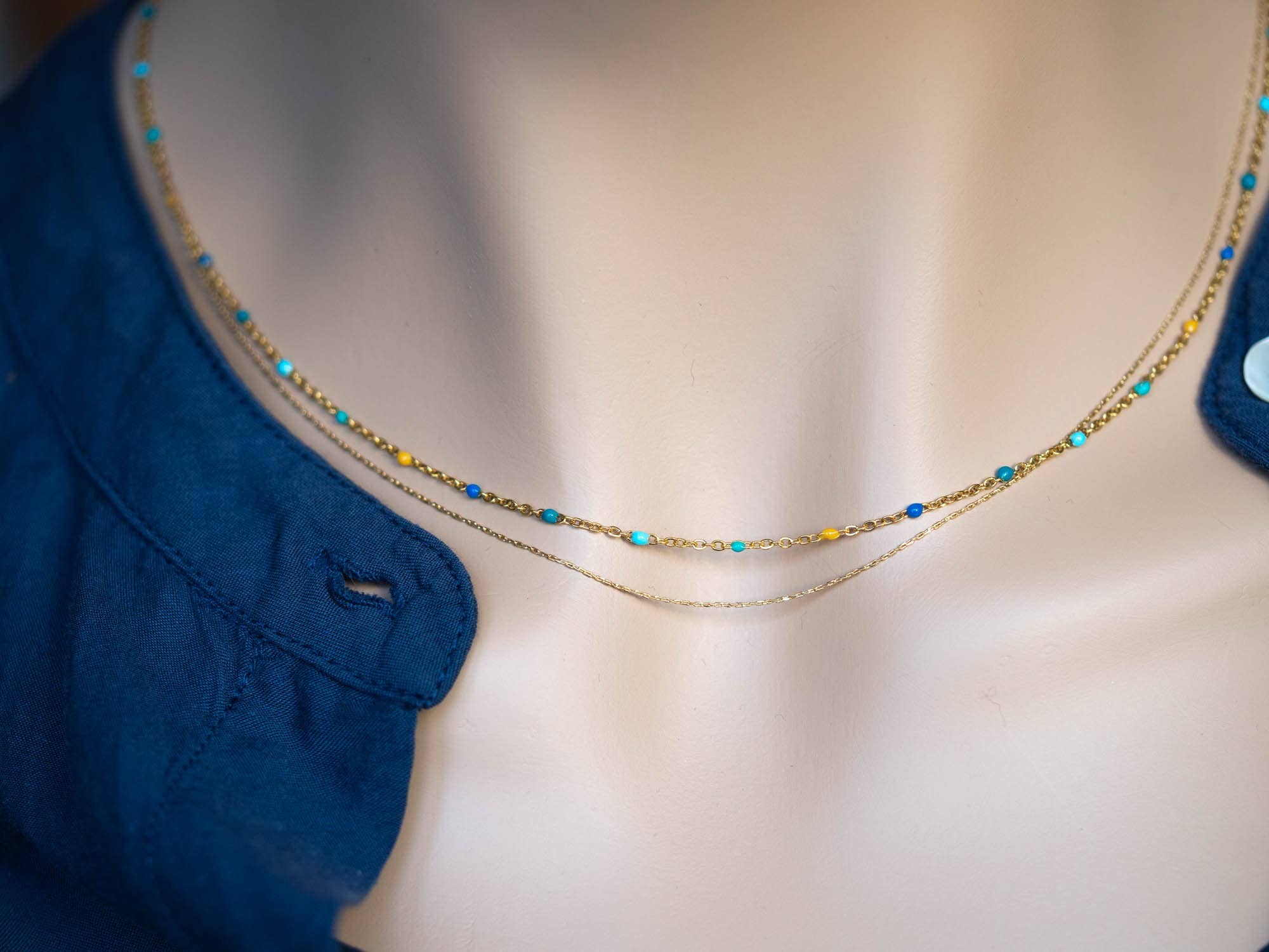 Atelier Vivienne - Wholesale Beaded/Pearl Necklace - Ultra fine delicate minimalist double row necklace//colored resin pearls//fine gold//delicate jewelry//French handmade creation6