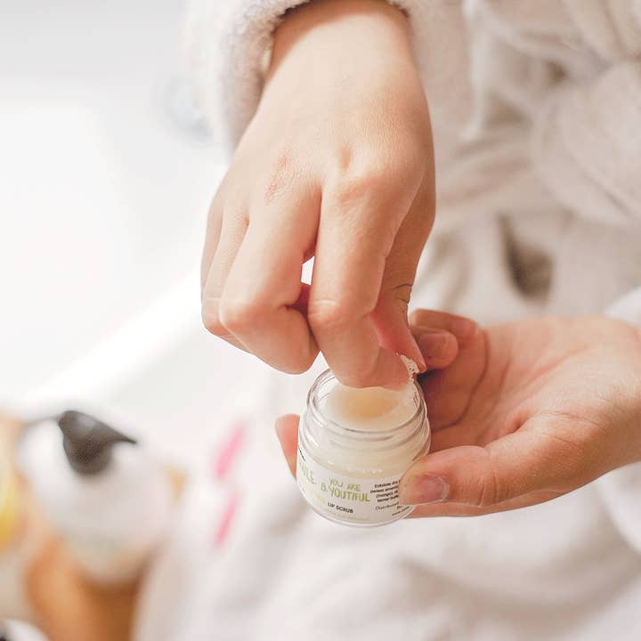 Zandra Beauty - Wholesale Lip Scrub/Polish - Zandra Lip Scrub7