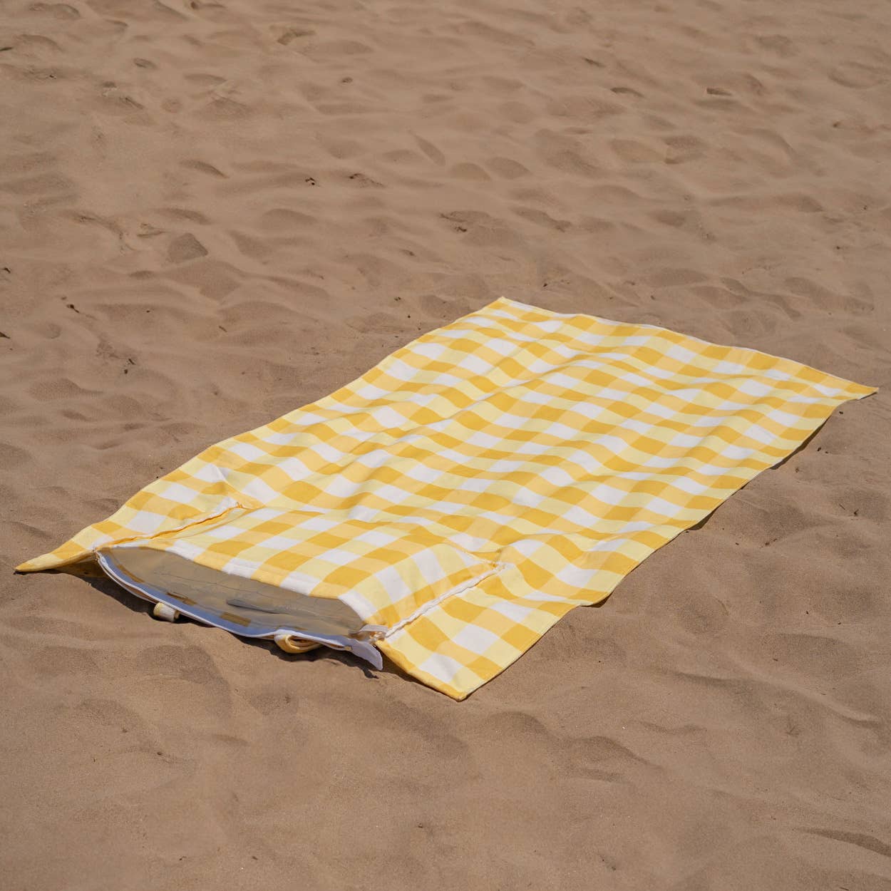 Flamingueo – wholesale Strandtillbehör – Stor strandhandduksväska, kudde ingår, Vichy gult tryck3