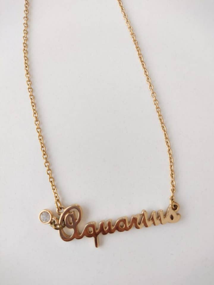 AQUARIUS ZODIAC HALSBAND för wholesale av Minnirella