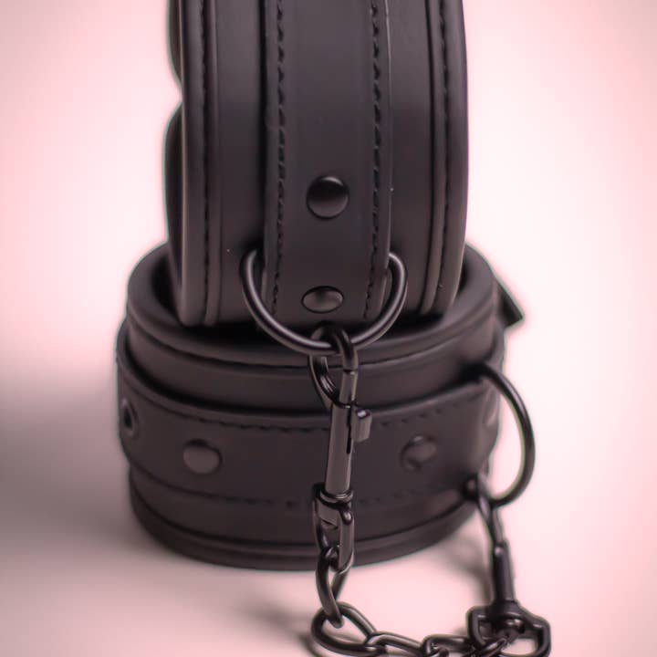 Confession Room - Wholesale Sex Toy - Luxury Handcuffs, Premium Restraints, Deluxe Bondage Set
