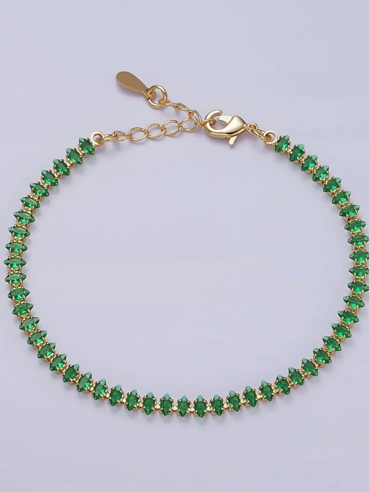 Bracelet de tennis en émeraude pour la vente par Adri’s