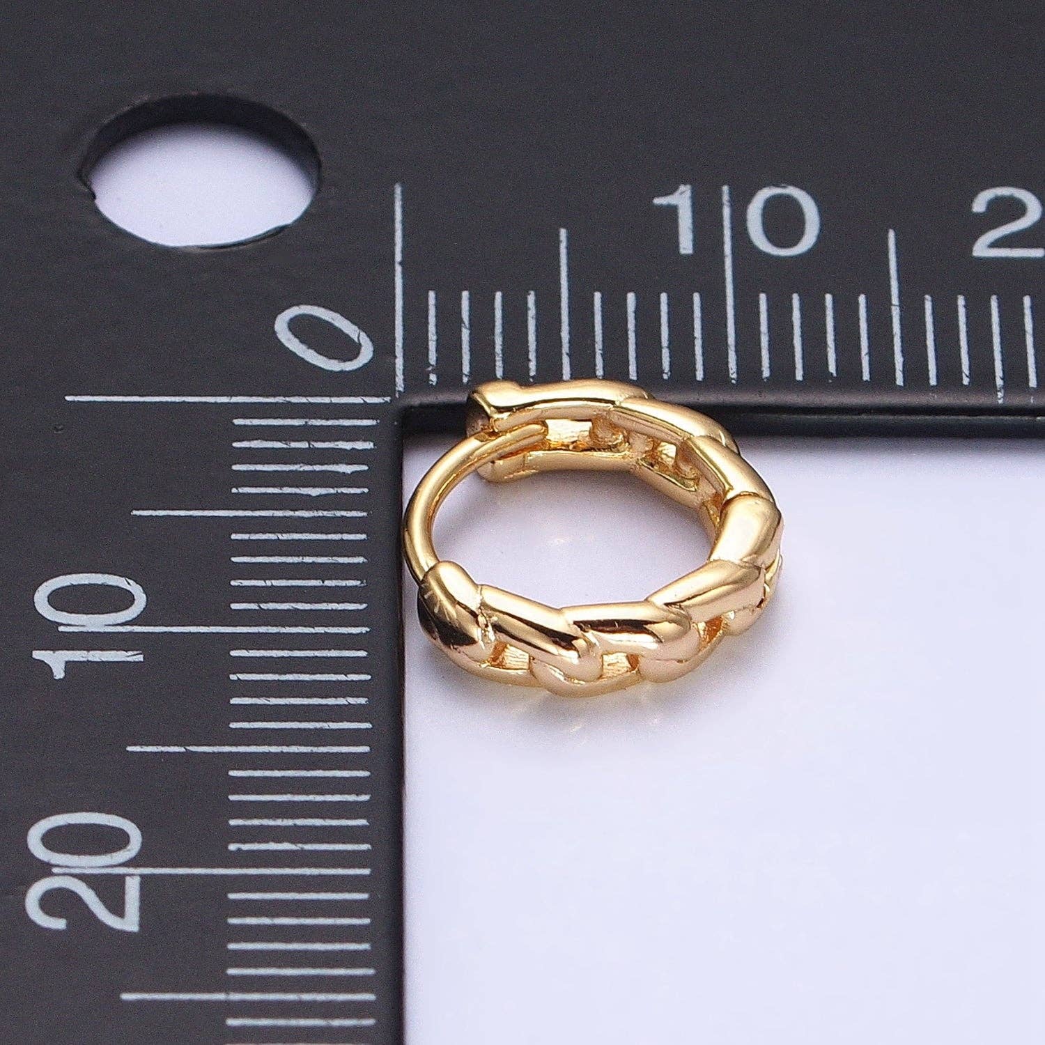 Aim Eternal - Wholesale Huggie Earrings - Dainty Gold Curb Link Chain Minimalist Huggie Earrings3