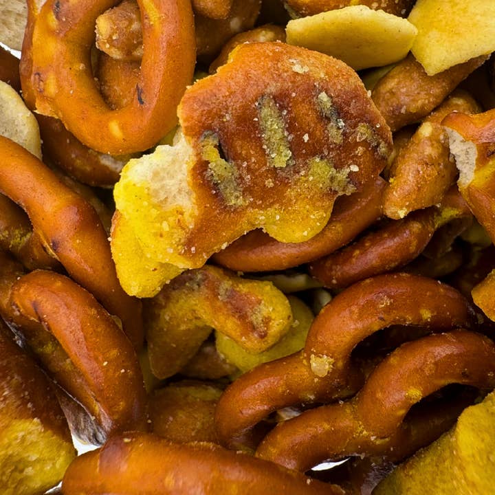 Martin's Country Store LLC - Wholesale Trail Mix - HONEY MUSTARD SNACK MIX 4.8oz1