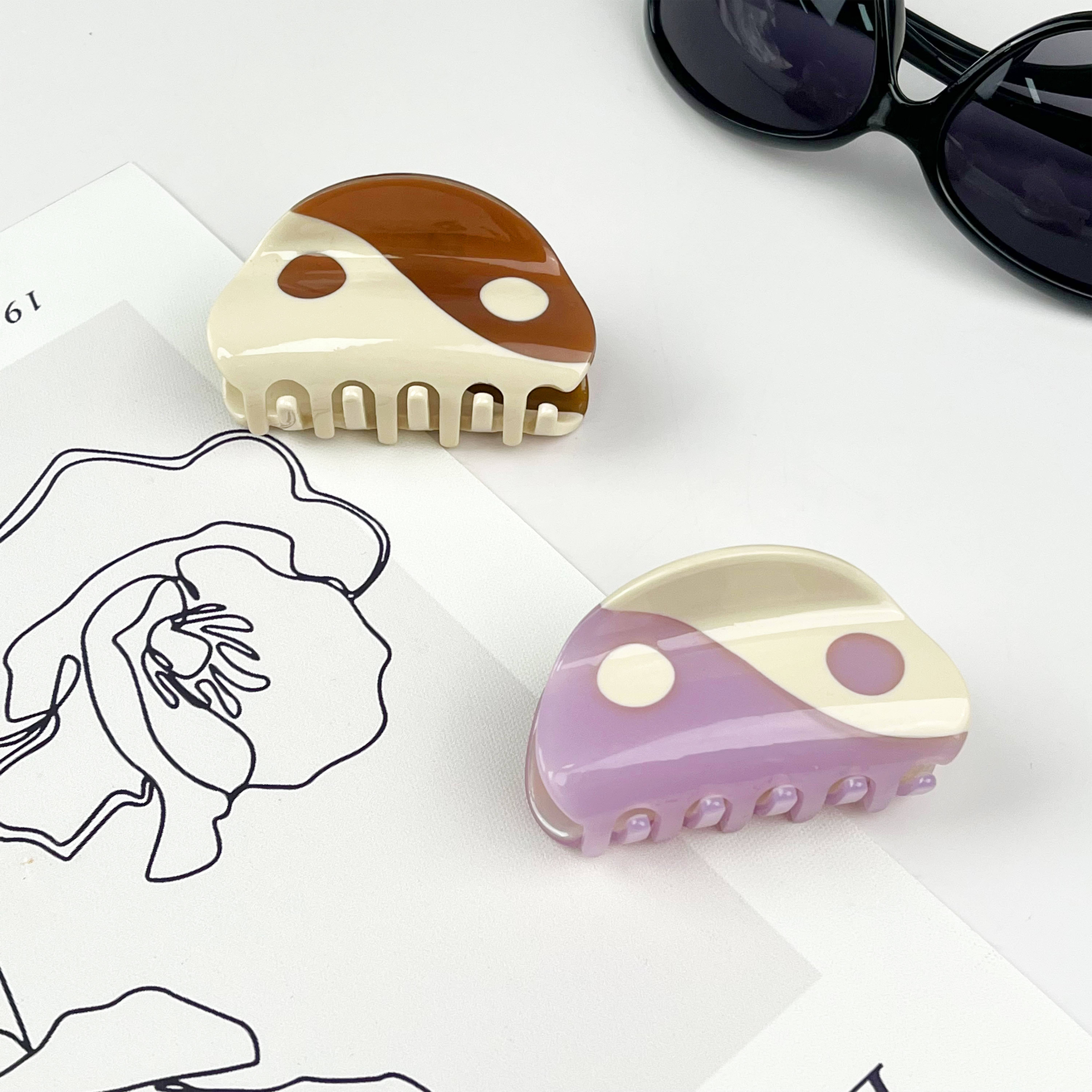 TheDivaSoap - Wholesale Hair Clip - Women's - Balance Yin Yang Claw Hair Clip, Eco-Friendly1