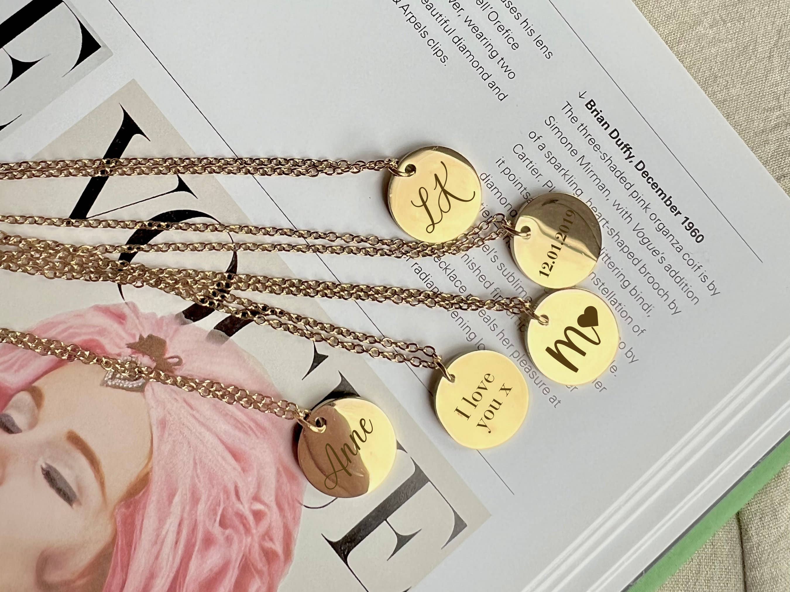 Rossie Jewellery – wholesale Pendant/charm necklace – Personalized Engraved Gold Disc Necklace0