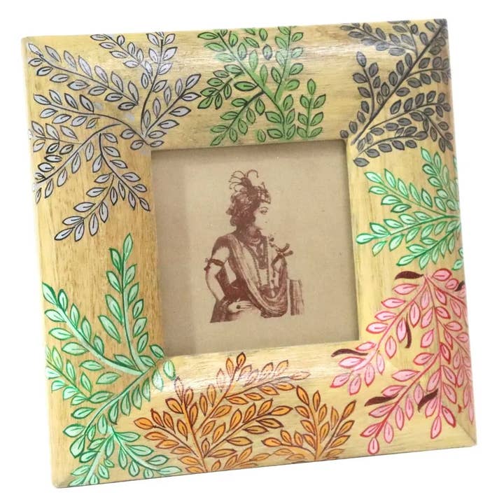 Status Collections - Wholesale Picture frame - Painted Wood Frame 17x17cm (10x10 Inside)