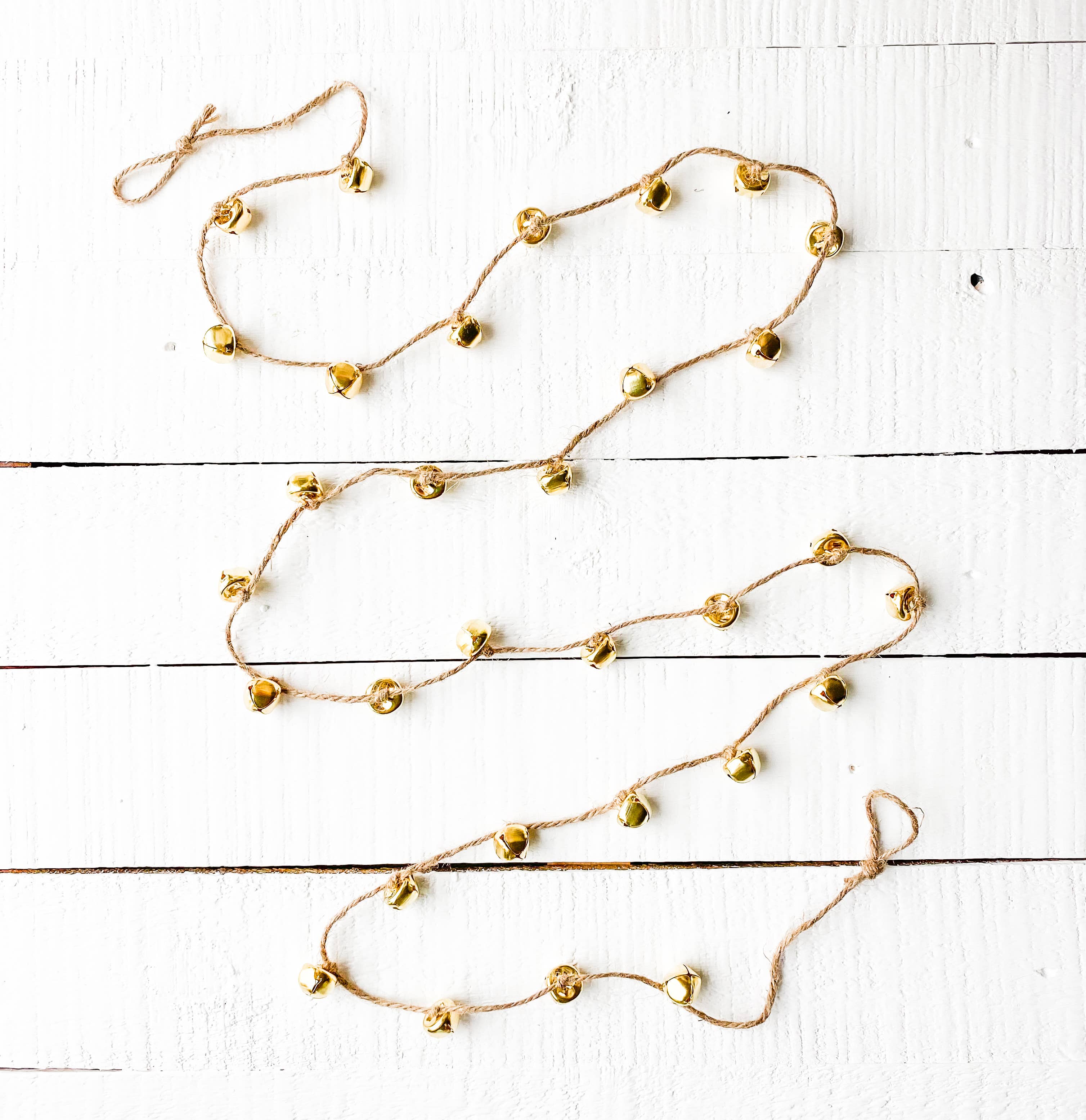 Swell Island - Wholesale Christmas Decoration - Mini Gold Jingle Bell Garland0