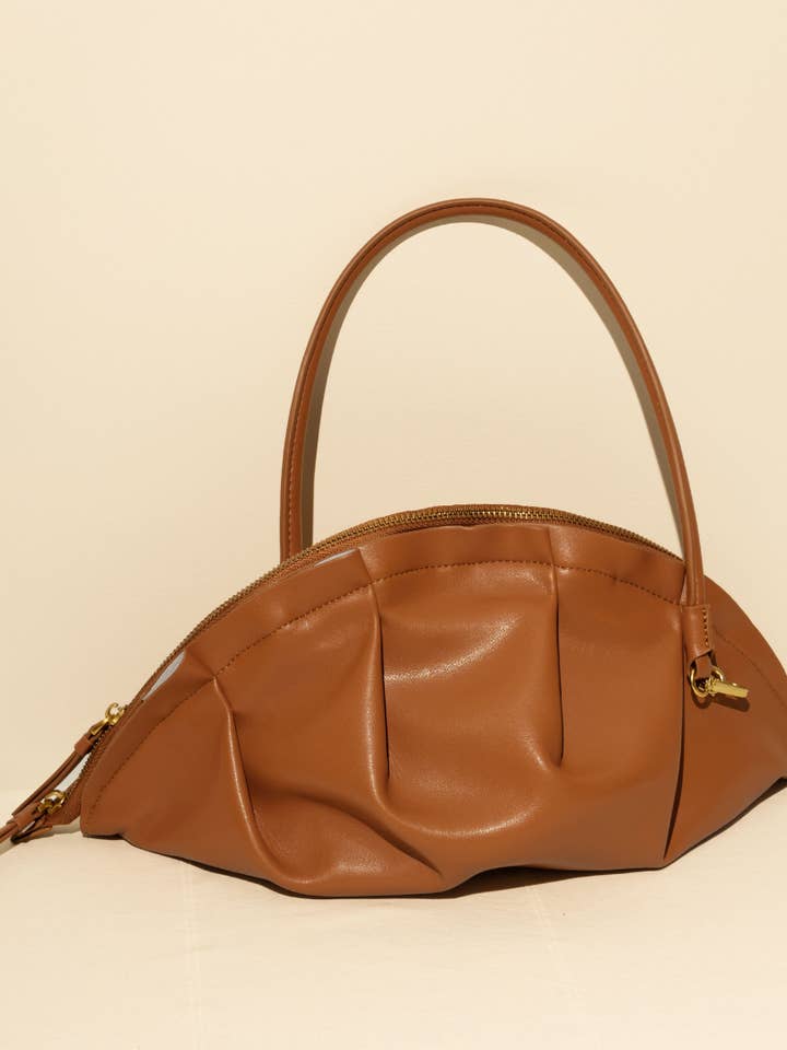 Gyoza bolsa de couro de vaca caramelo por atacado de Yunyinrose