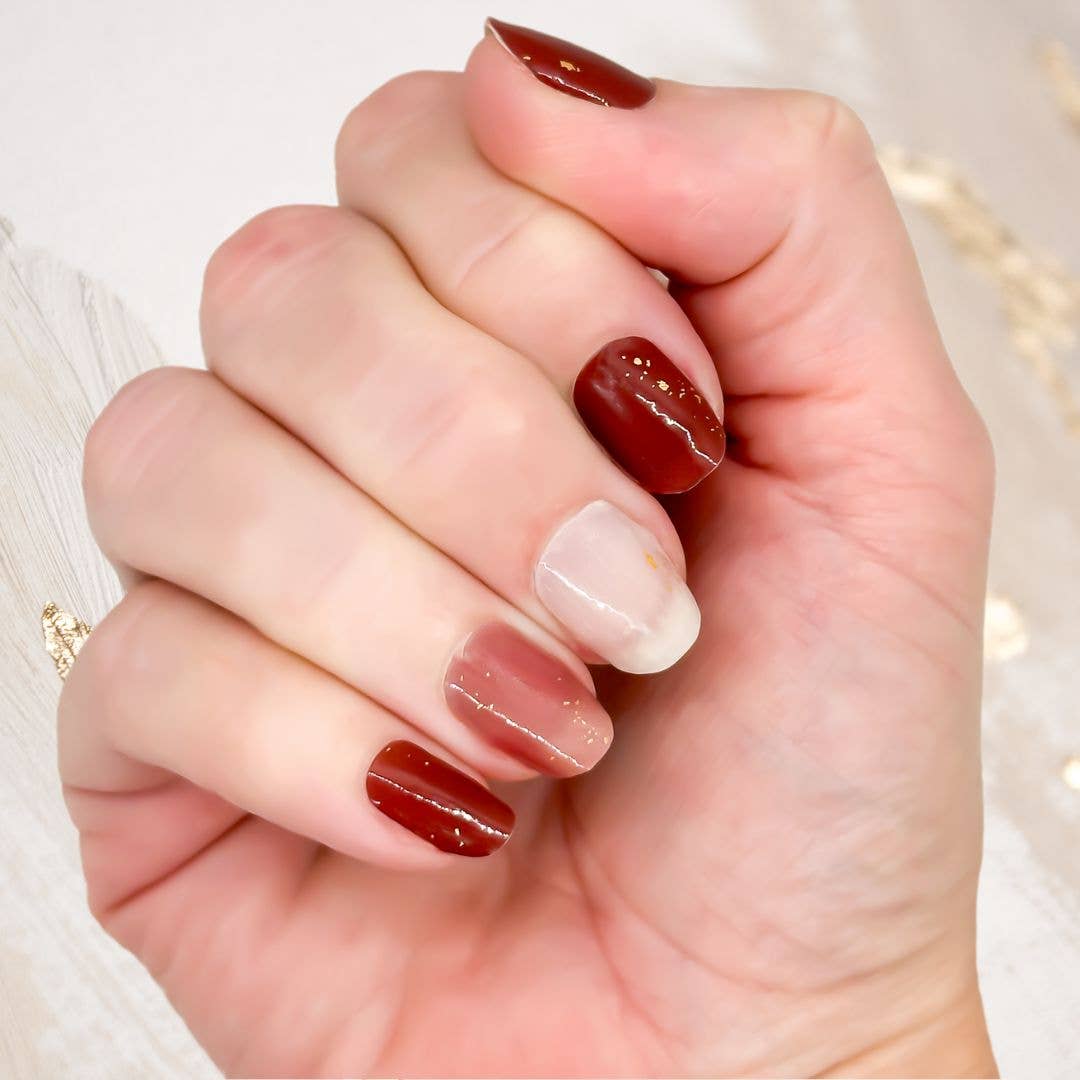Salted Avenue - Wholesale Nail Art/Decal - Nail Wrap - Gold Dusted Rouge1