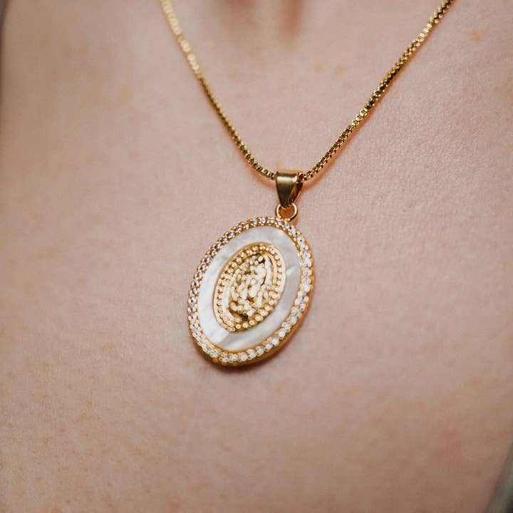 PHOEBE´S – Colar pingente/pendente por atacado – Colar Delicado de Nossa Senhora2