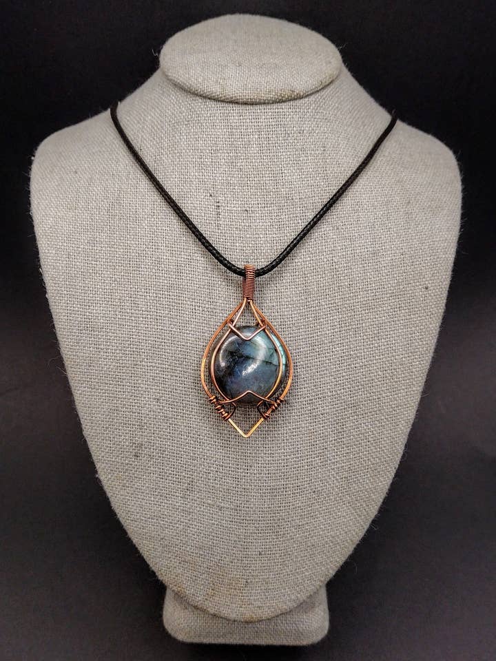 Collana in labradorite, alte vibrazioni, accessori pagani, regalo di energia positiva per lei, regali di Natale per pagani, protezione dalle energie negative per la vendita all'ingrosso da parte di Mossy Mushroom
