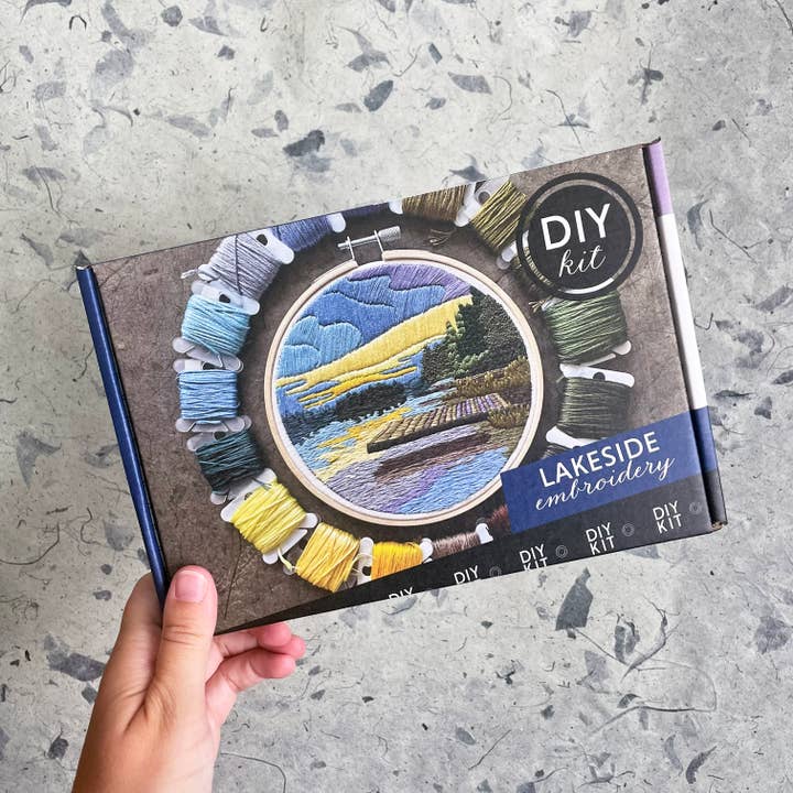 Kate Wyatt Fine Art - Wholesale DIY Craft Kit - DIY Embroidery Kit - Lakeside (5")4