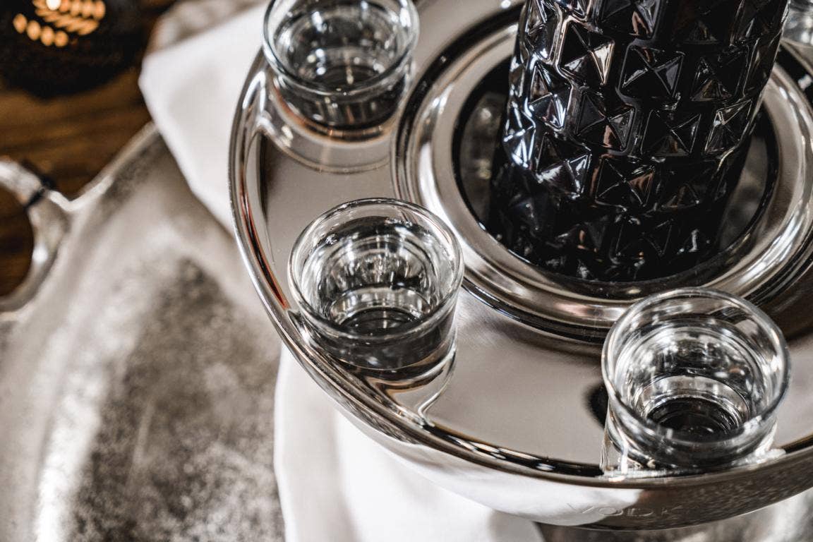 Michael & Philipp Noll e. K. - Vendita all'ingrosso Bicchieri da cocktail/superalcolici - Raffredda vodka in acciaio inox con 6 bicchierini7