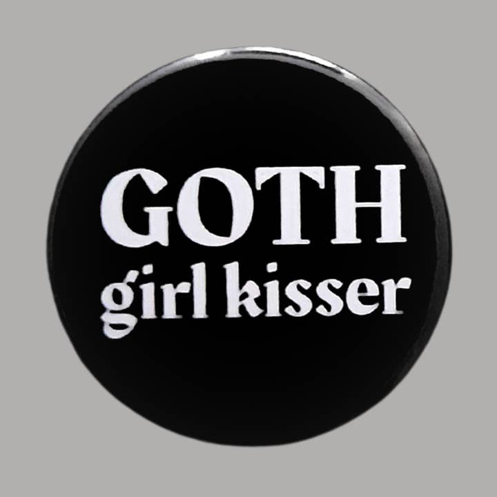 Badges de baisers de fille gothique badges gothiques Badges épingles pour la vente par sent with Pride