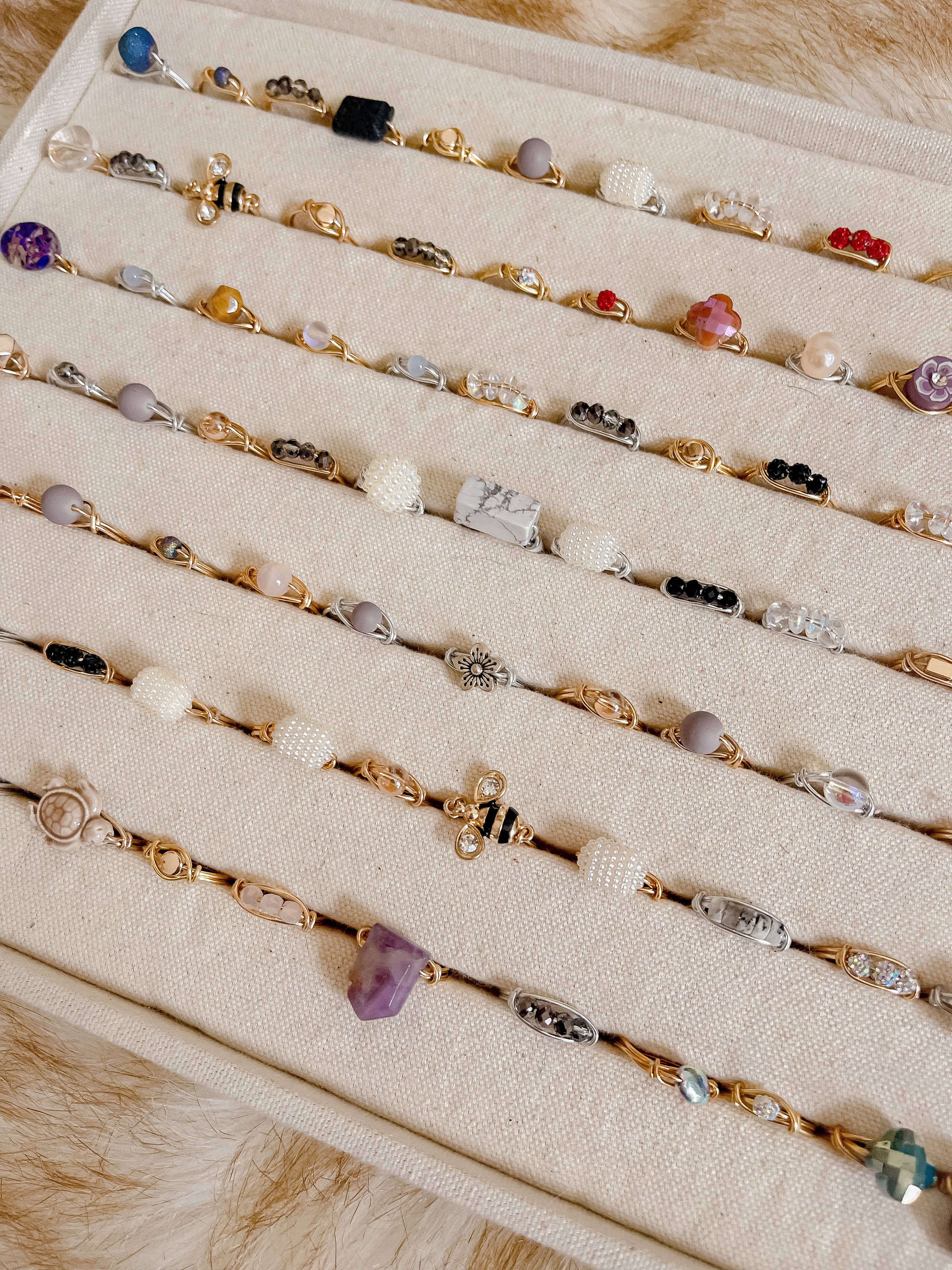 Bijoux Boutique LLC - Venta al por mayor Anillo de banda/apilable - Anillos de alambre surtidos: hechos a mano, aluminio, resistentes al agua2