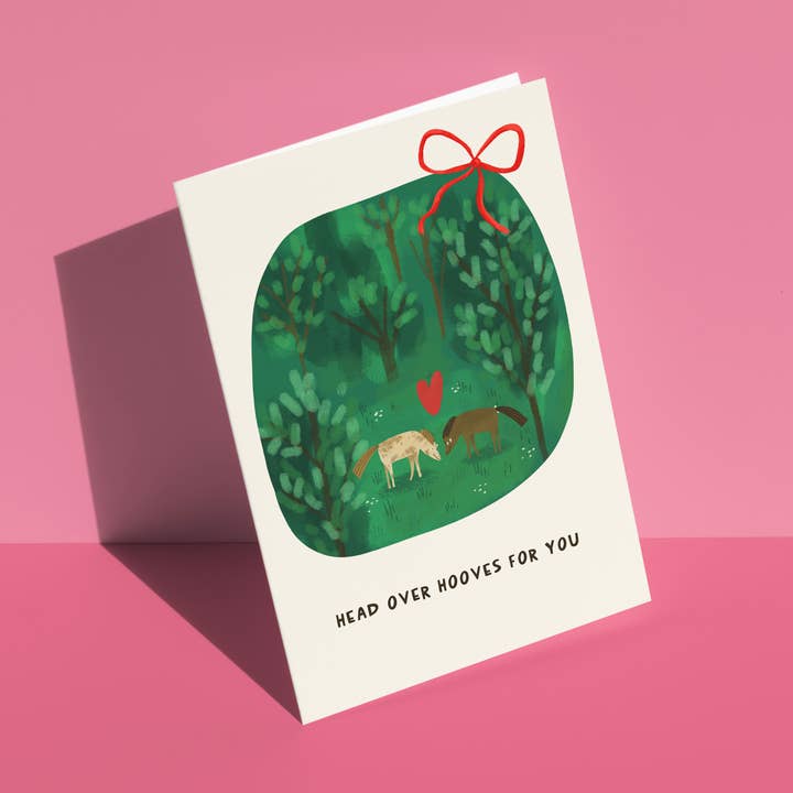 Tête par-dessus sabots Chevaux amoureux - Carte de vœux A6 pour la vente par Fernandes Makes