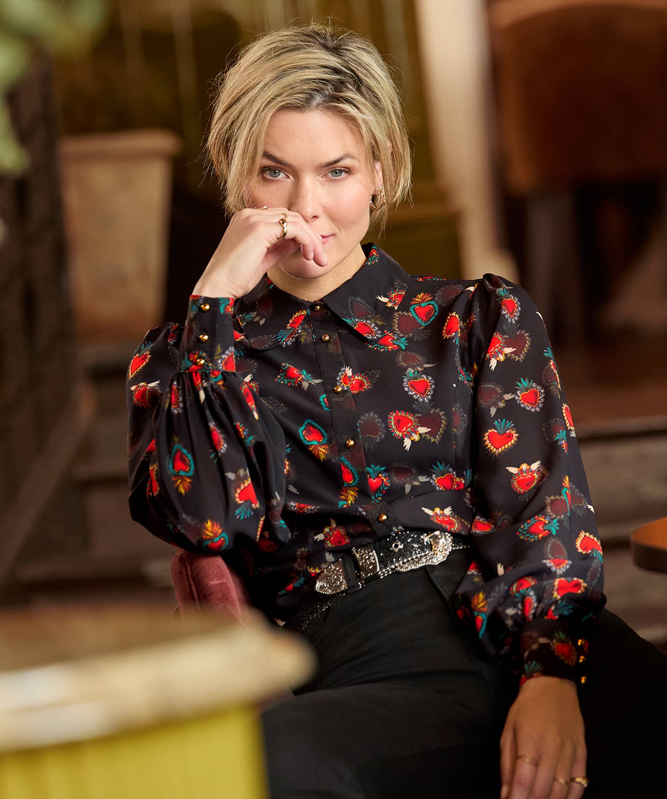 Noir Blouse en georgette à imprimé cœur avec caraco en vente sur Faire6