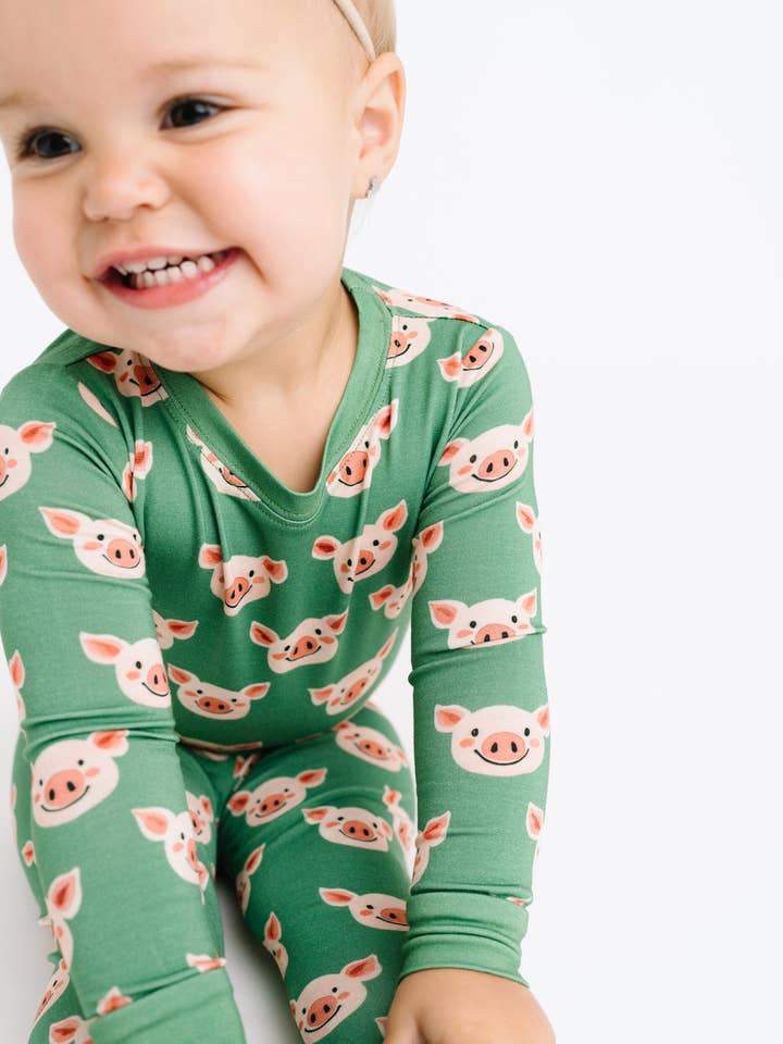 Little One Shop - Wholesale Lounge Set - Kids - Happy Piglets Bamboo Set3