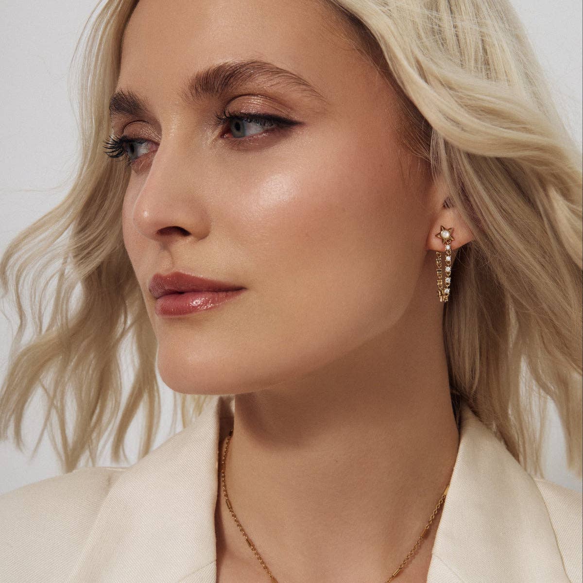 Elizabeth Stone Jewelry - Wholesale Dangle Earrings - Lucky Star Tennis Chain Earrings - Mother of Pearl1