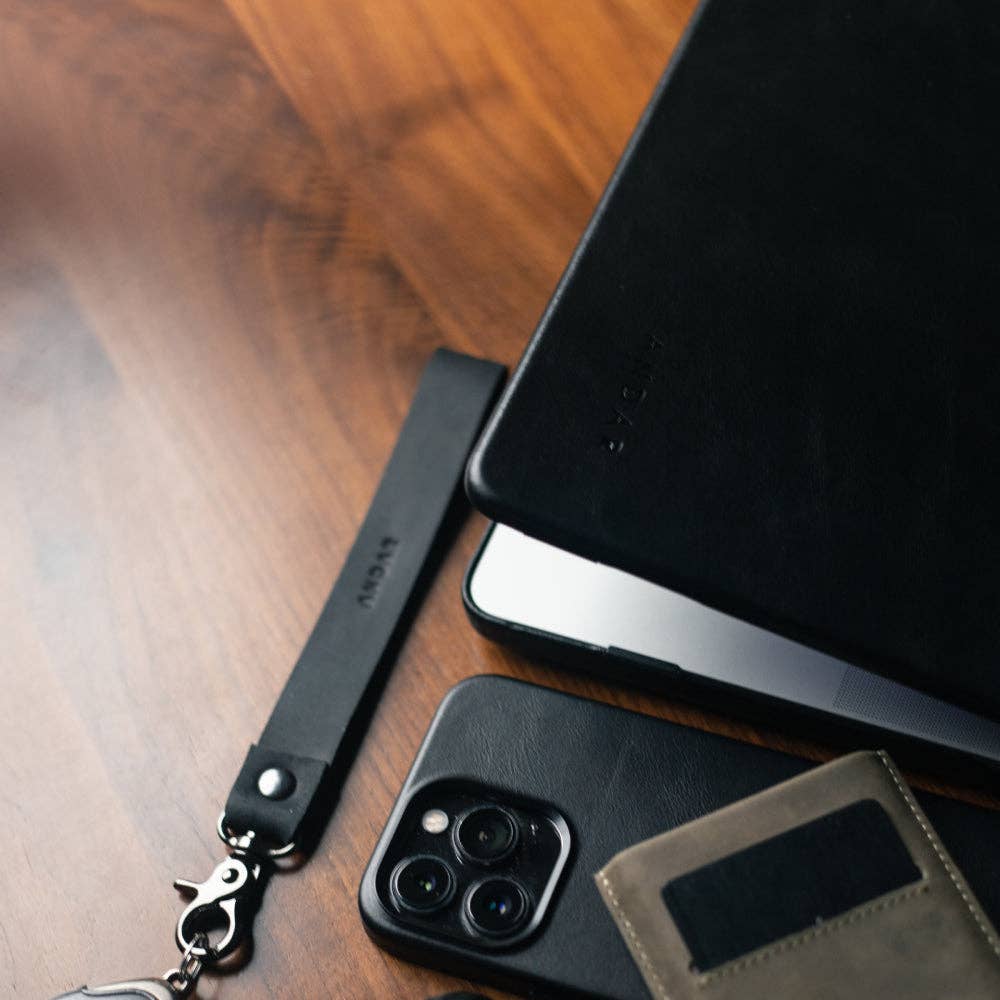 Andar - Wholesale Laptop/Tablet Case - Unisex - The Helm Full Grain Leather MacBook Case24