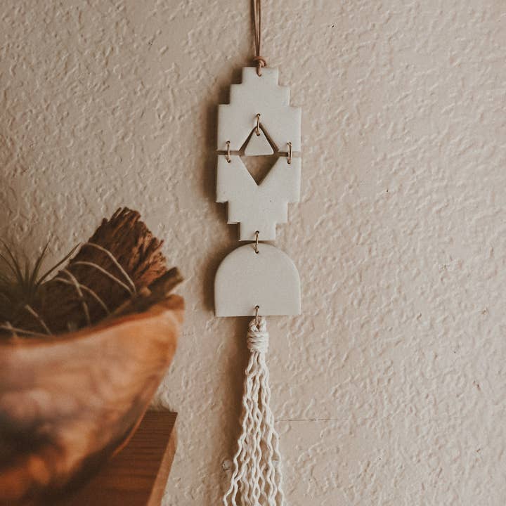 Rooted Reverie – Großhandel 3D-Wandkunst – Lehmwandbehang im südwestlichen Stil aus Terrakotta und Stein1