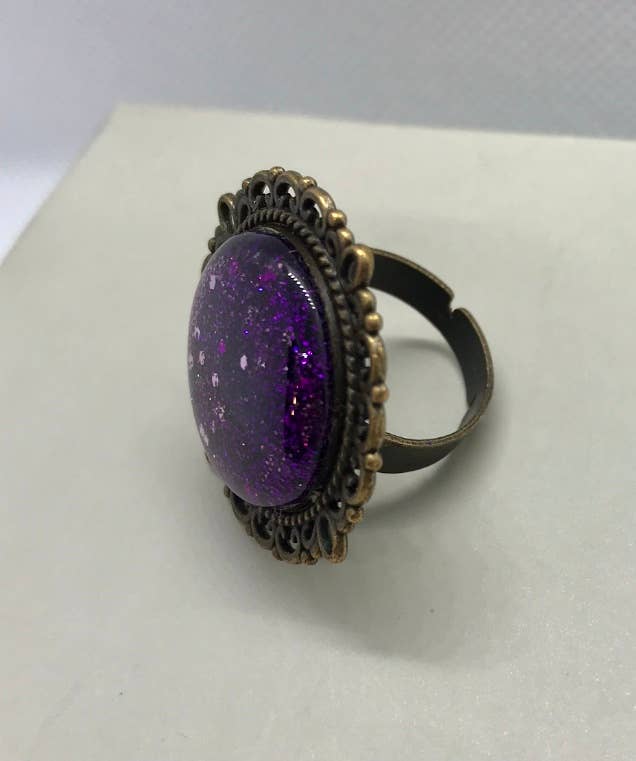 La Chaumière à Bijoux - Wholesale Cocktail/Statement Ring - Purple ring, antique bronze frame1