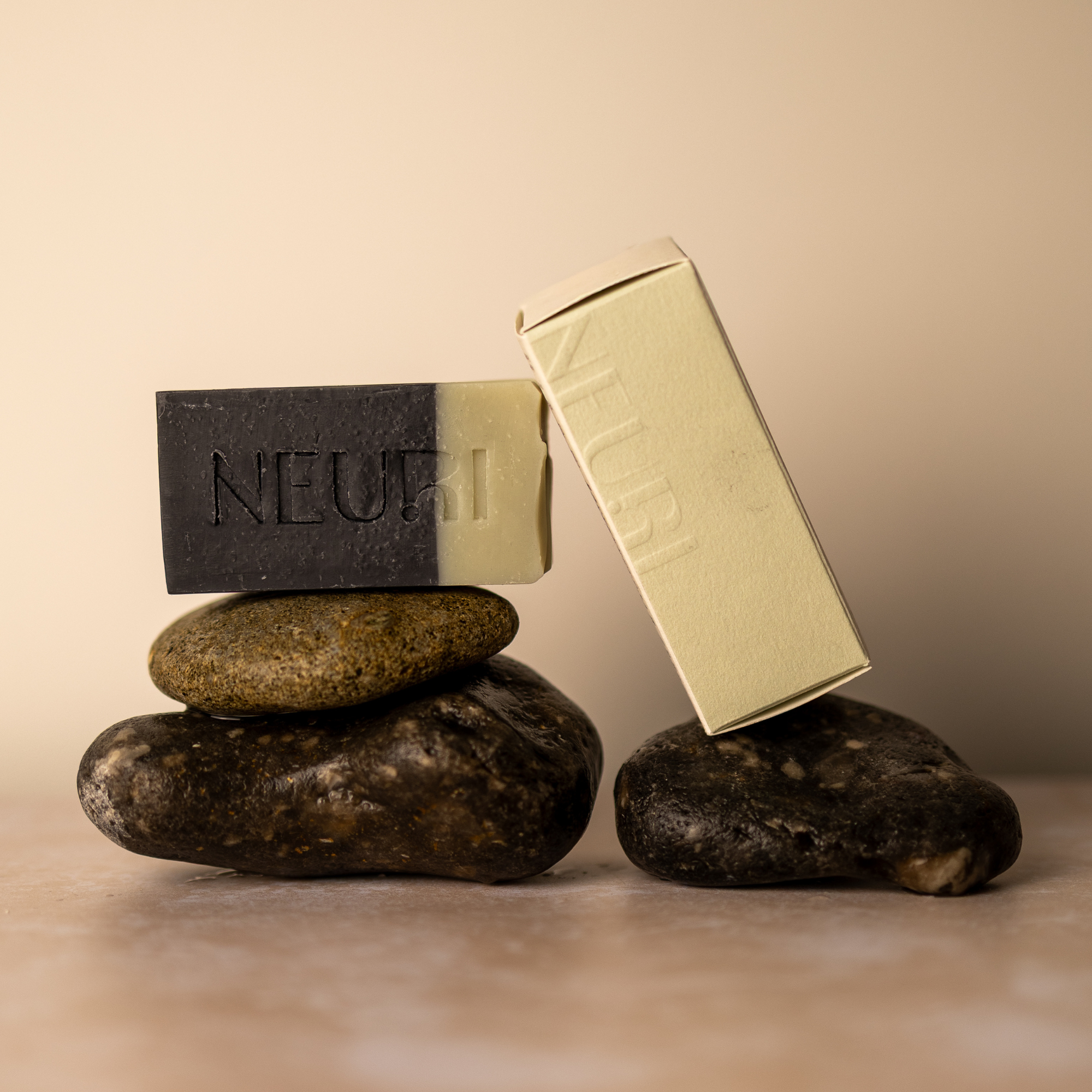 Neuri – wholesale Bar Soap – CEDAR Luxury BODY Wash Bar – Deep/Grounding/Smoky1