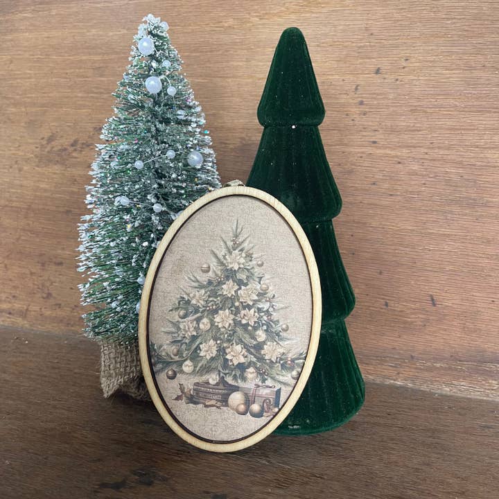LAND OF COTTON - Wholesale Ornament - Victorian Christmas Tree Oval Ornament 2